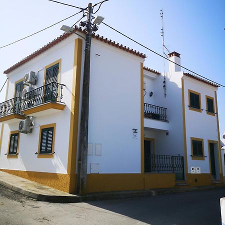 شقة Refugio D' Aldeia ريغينغوس دي مونساراز المظهر الخارجي الصورة